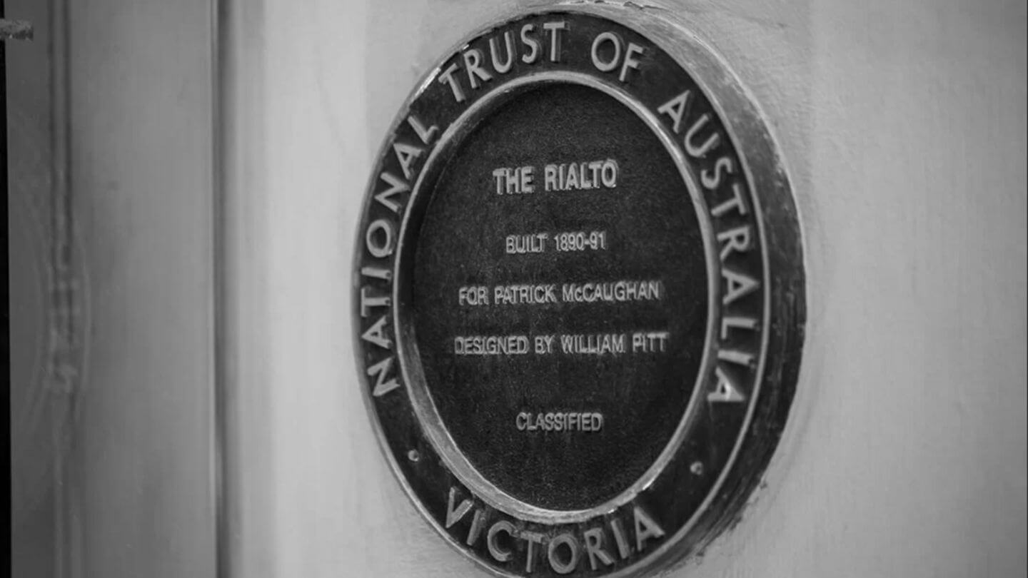 National Trust of Australia (Victoria) plaque at the entrance of InterContinental Melbourne The Rialto